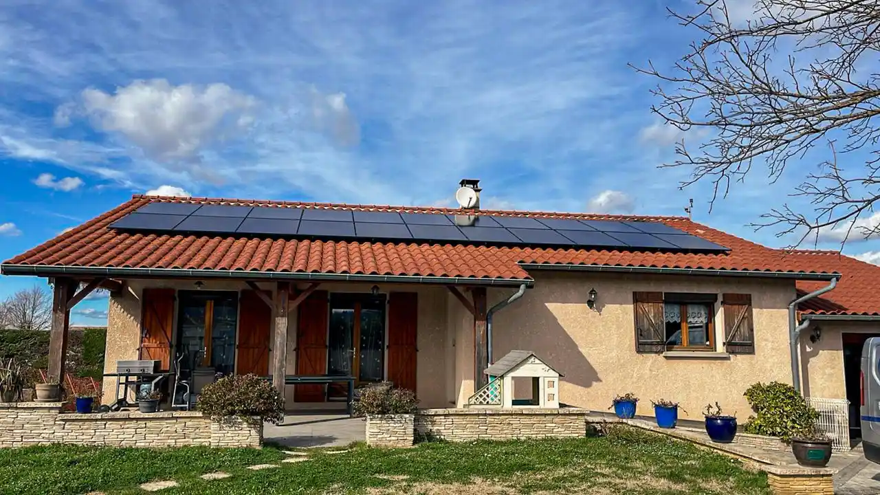 Installation photovoltaïque à Saint-Sorlin-en-Valloire
